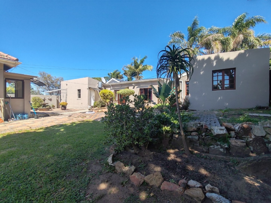 7 Bedroom Property for Sale in Walmer Eastern Cape